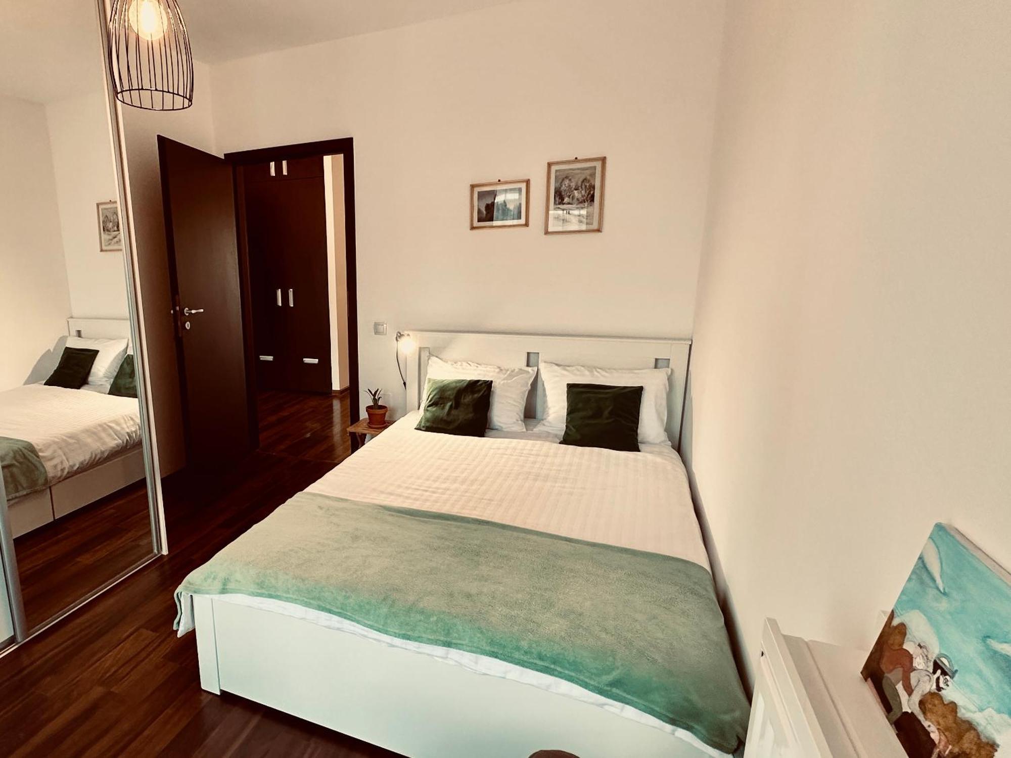 Apartment Bonjour With Terrace And Parking