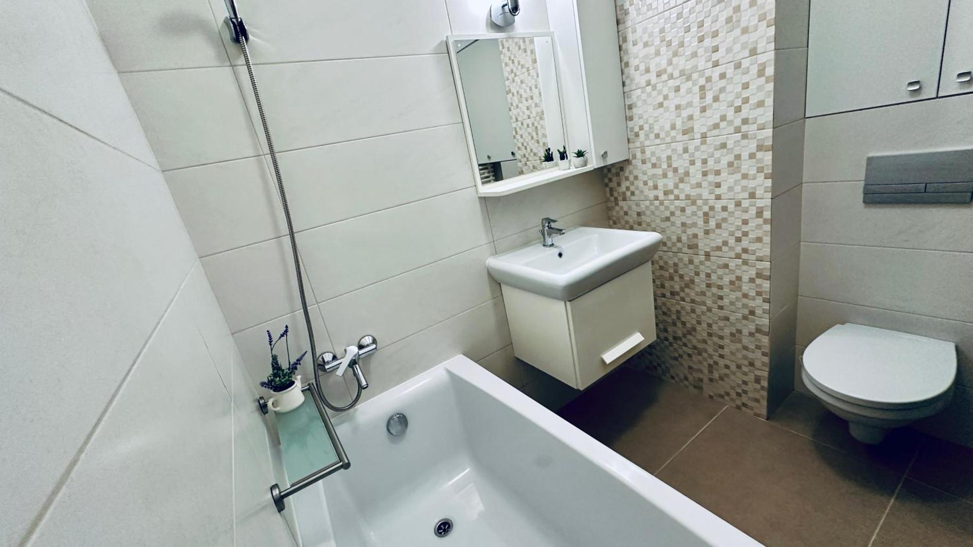 Bonjour With Terrace And Parking Apartment Cluj-Napoca