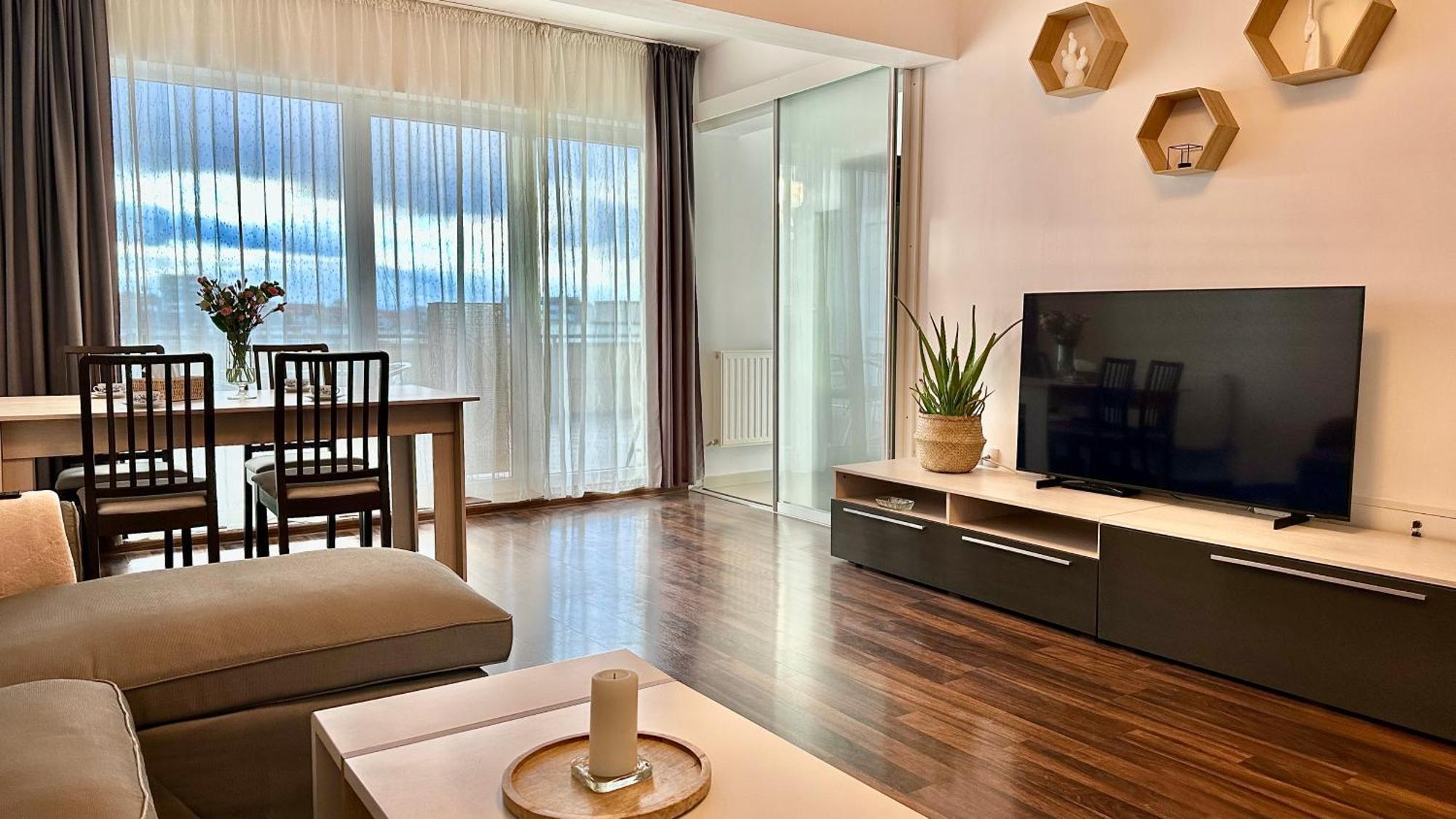 Bonjour With Terrace And Parking Apartment Cluj-Napoca